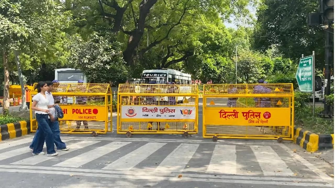 हिरासत में विपक्षी नेता, वामपंथी कार्यकर्ता और युवा आंदोलनकारी; जंतर-मंतर पर सुरक्षा सख्त