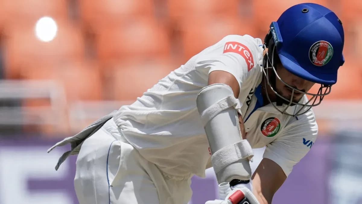 Amazing knock by the Afgani